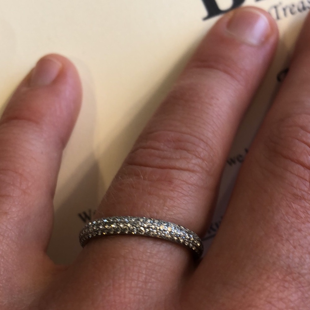 Platinum diamond eternity wedding band - Picture 3 of 7